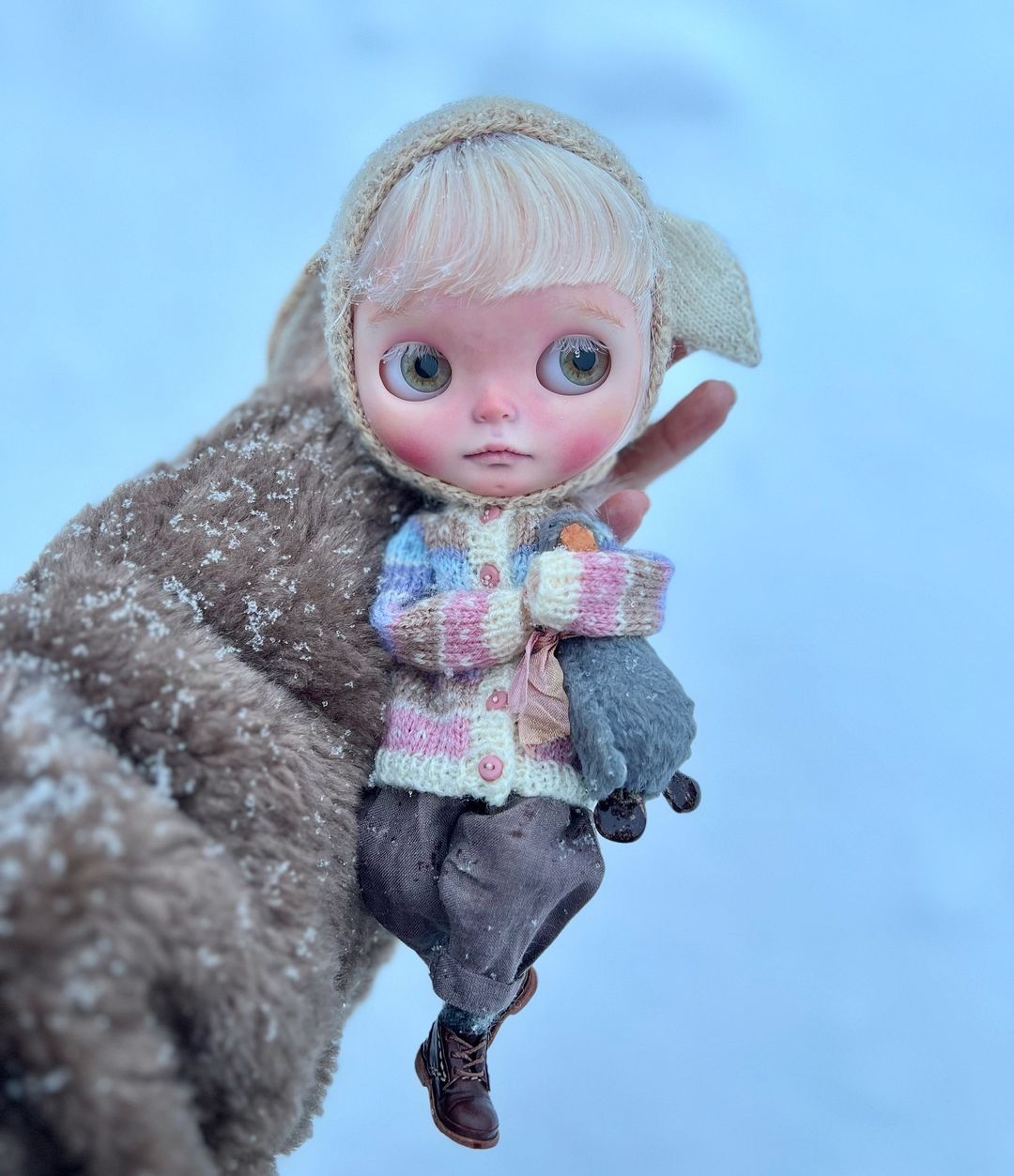 juliia_po в LOOKY — Снежно-нежный зайчонок 🤗🤍
#juliia_poblythe 

#blythelove #