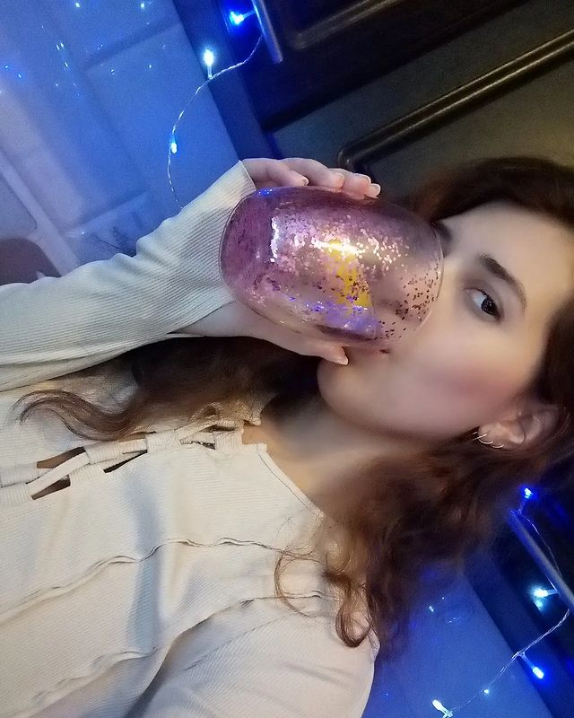 isabel_stylegirl в LOOKY. #селфи#selfie#moda#youdays#girl#nsk#water#пользаводы#водныйбаланс#витамины. Как сохранить свежес...