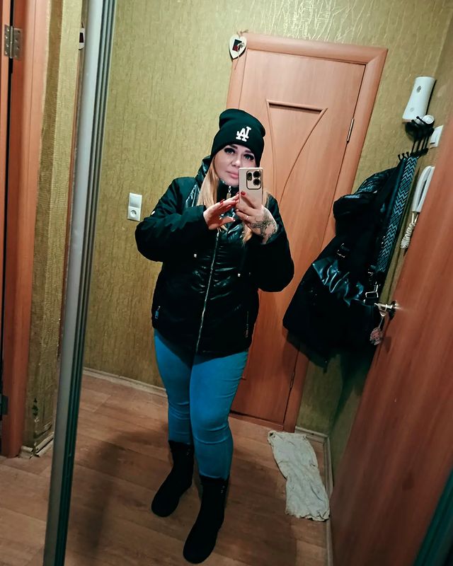 kristina_dedyaeva1512 в LOOKY. . А вот и я. Дратути.)