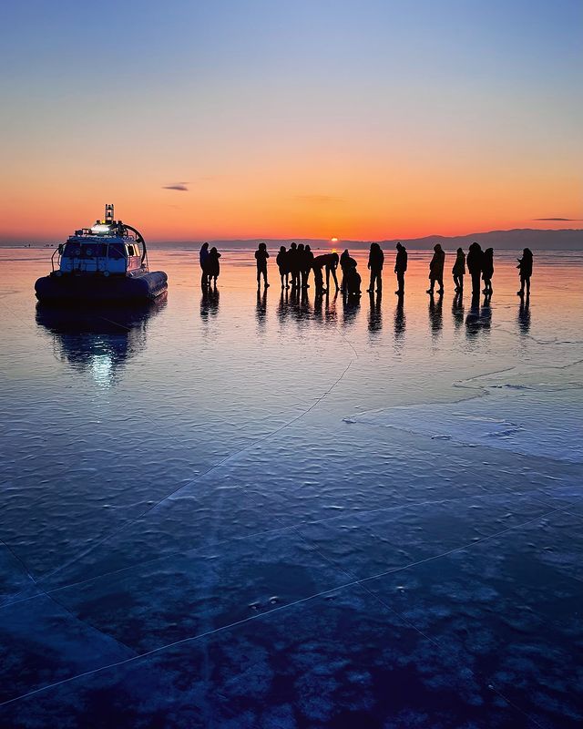 pavuk в LOOKY. #ispmanager_team,#pavuk_russia,#baikal,#baikallake,#Байкал,#рассвет,#sunrise. Рассвет на Байкале в...