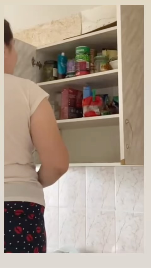nastasya.monetkina в LOOKY. . Мы и общажные тарака...