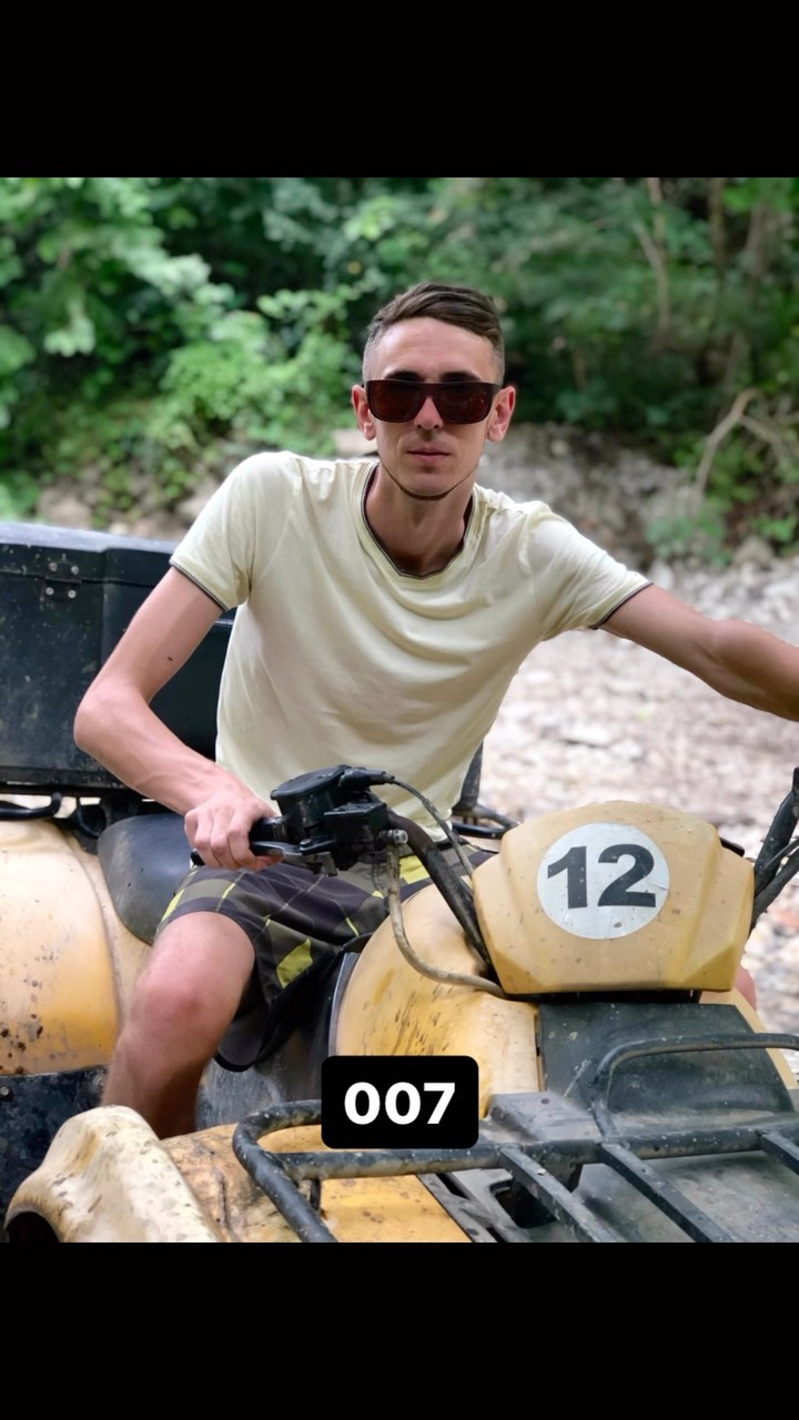 zhukov_dm1try в LOOKY. . 007 | 7:00 | 0,7