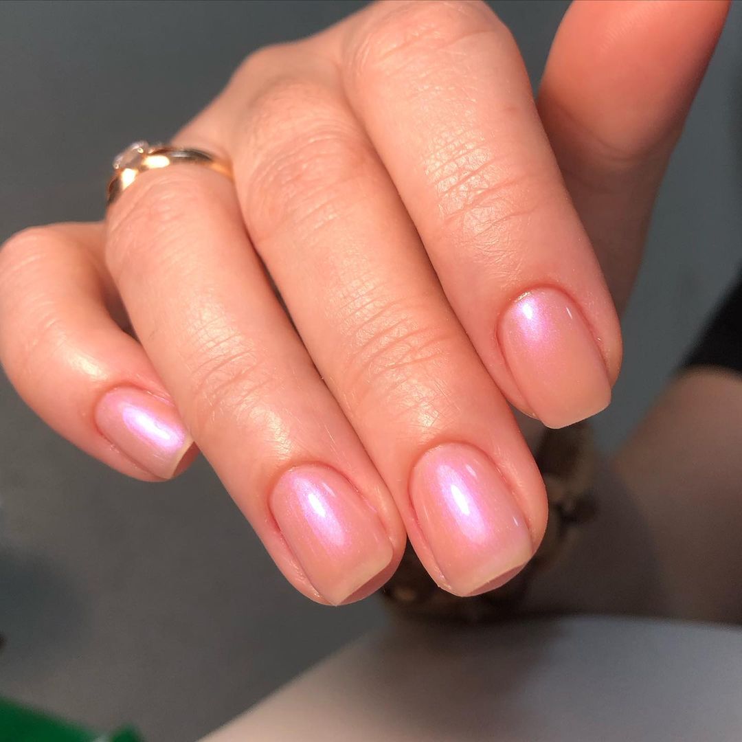 _alii_nail