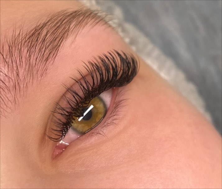 fox.lash.kp в LOOKY — Мои клиентки просто бомба❤️💥 

#наращиваниересниц #2д
#нара