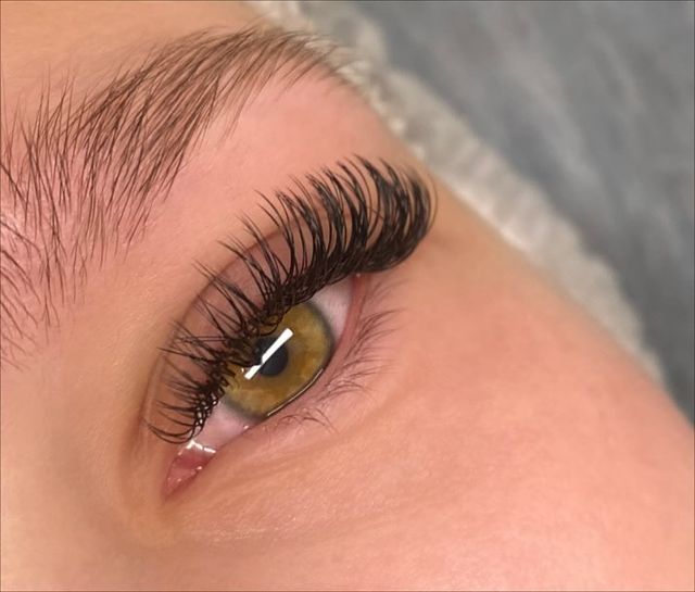 fox.lash.kp в LOOKY. #наращиваниересниц,#2д,#наращивание_ресниц,#ресницы,#реснички,#lashes,#наращивание,#lashmaker,#наращиваниересницкопейск,#кукольнолисийэффект. Мои клиентки просто ...