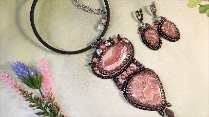 Татьяна в LOOKY. #jewelry,#earrings,#naturalstone,#beautiful,#fashionstyle,#jwelry. Rhodochrosite handma...