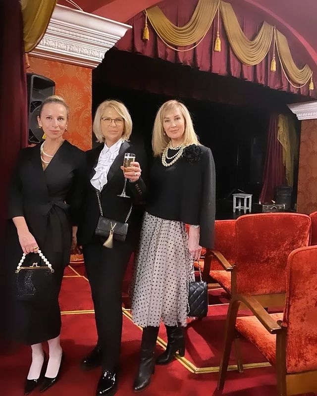 markina5tanya в LOOKY. #встилеchanel#нашазима#впитережить#девочкитакиедевочки#театралы#когдапростохорошо#наоднойволне#благодарю. #встилеchanel#нашази...