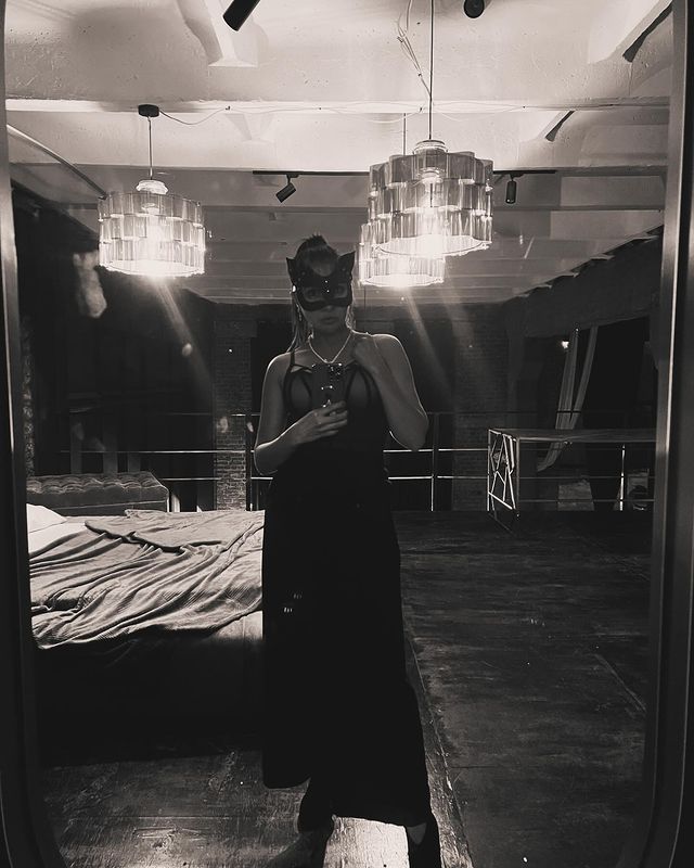 elvira__petrovna в LOOKY. . Ктo знaет cебя, тoму...
