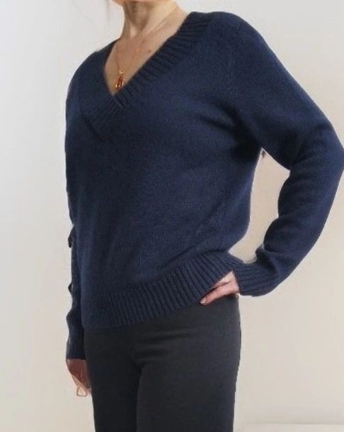 wiesel.knit в LOOKY. #wieselknit,#knitting,#stricken,#вязаниеназаказмосква. ➿В наличии
Пуловер, ...