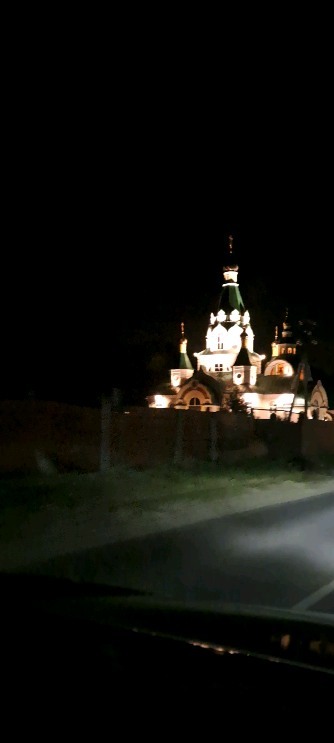 nadezhda_2202_m in LOOKY. . null