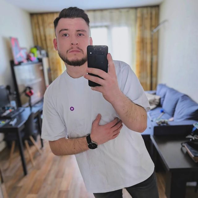 alexandr_pfetcer в LOOKY. . What kills us doesn'...