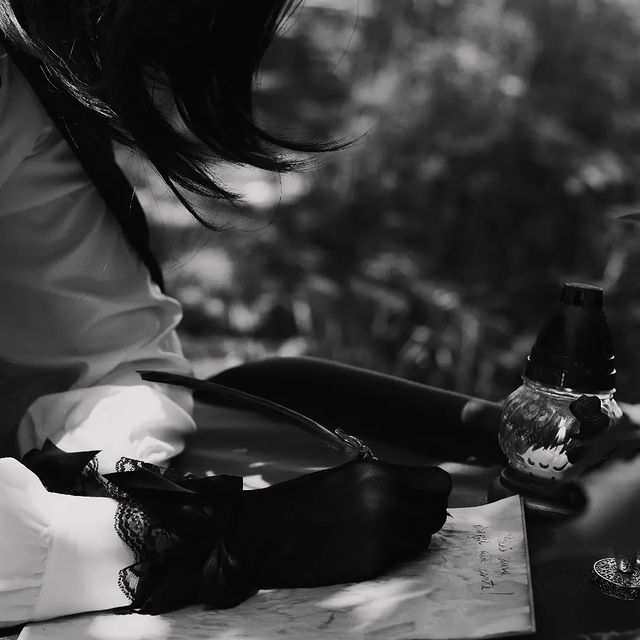 helene_de_lioncourt в LOOKY. #gothique_lioncourt,#photo_lioncourt,#gothic,#queenofspades,#goth,#gothicphotoshoot,#gothicgirls,#авторскаяфотосъемка,#фотосессия,#пиковаядама,#образдляфотосессии,#балашиха,#photoshoot,#photosession,#готика,#romaniangirls,#gotica,#gothicaristocrat,#photo,#gothicwoman,#gothicmakeup,#gothicqueen,#romania,#romaniamagica,#romaniamea,#transilvania. Пленившись пиковою м...
