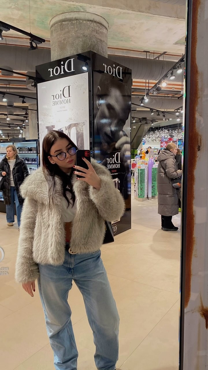 matskovskaya_bro.vi в LOOKY. . а кто теперь кому не...