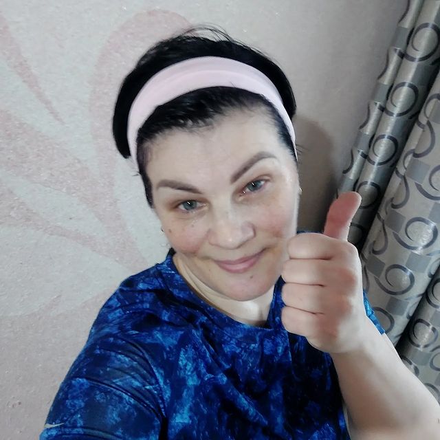 oksanasalnikova2422 в LOOKY. #привычка,#зарядка,#женщина,#утро,#счастье. День 14,ворвался в м...