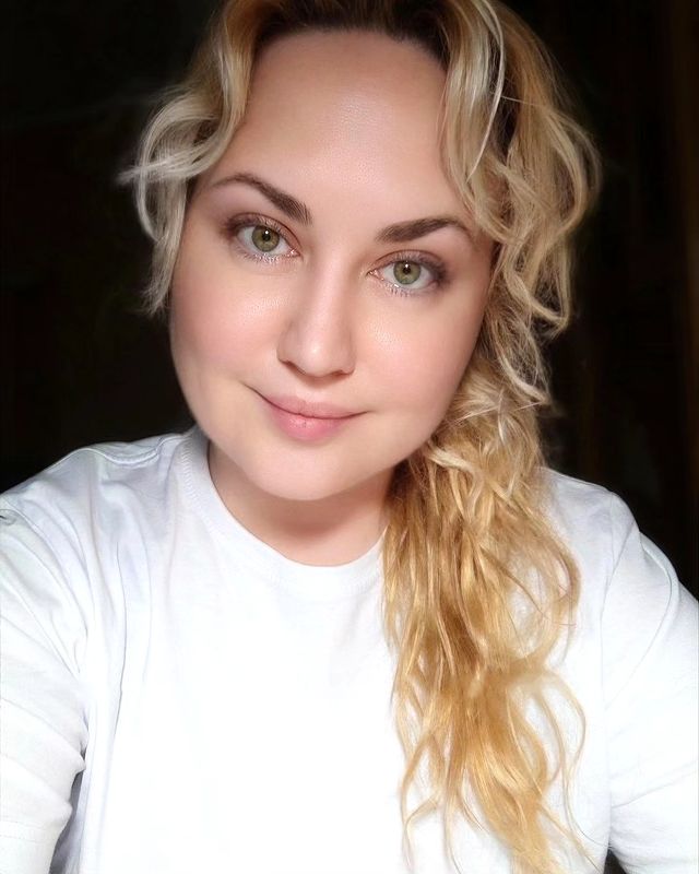 Елена в LOOKY. . Мы состоим из того, ...