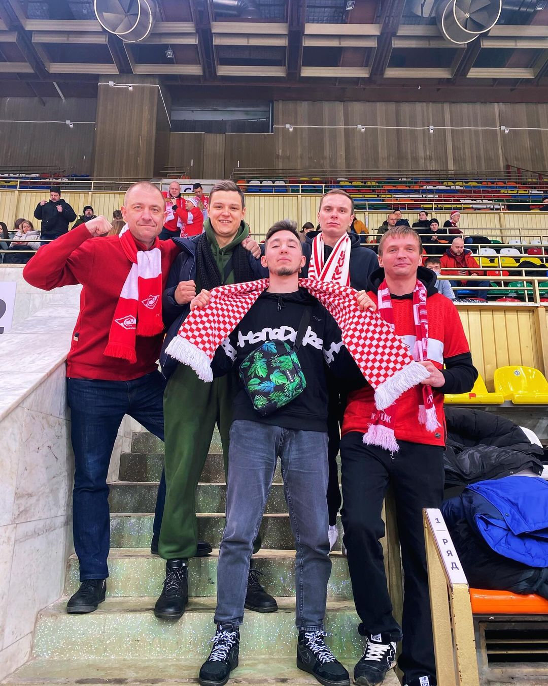 Red-White Army❤️🤍