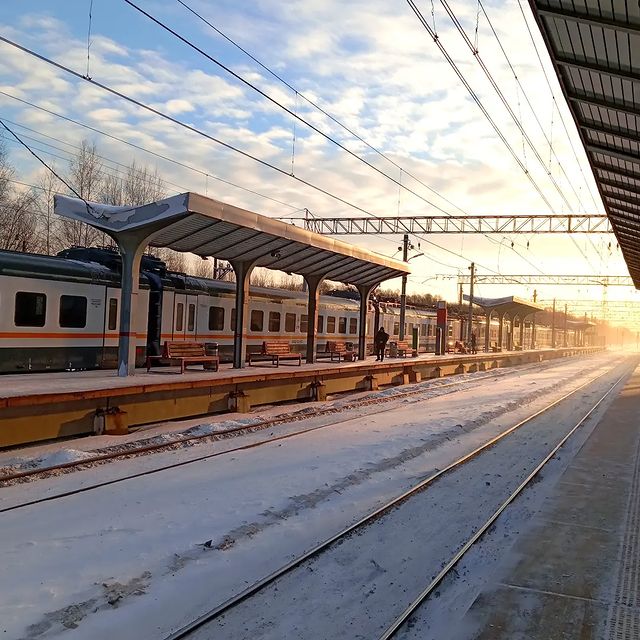 auxance в LOOKY. #о2_8фев,#о2_зима,#ржд,#зима,#снег,#электричка. 🚉, или Лишь снег кл...