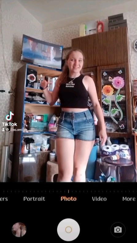_lisa.smile_ в LOOKY. #capcutedit,#tiktok,#rewritethestars✨,#dance. Hi everyone! I haven...