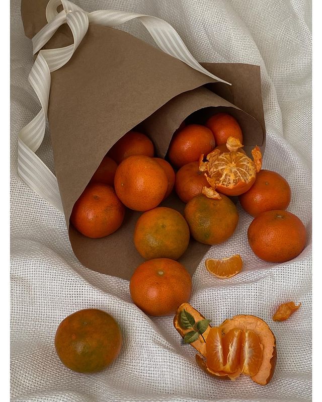 n.pashckewi4 в LOOKY. #Маленькоесолнцевкожуре!🍊,#уютноговечера,#досуг,#хоббидлядуши. Мандариновый «букет»...