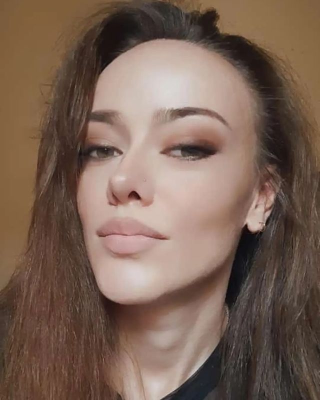 aiventurapro в LOOKY. . The strong look for ...