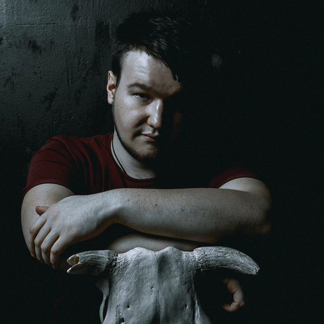volkov_rzn в LOOKY. . Старенький автопортр...