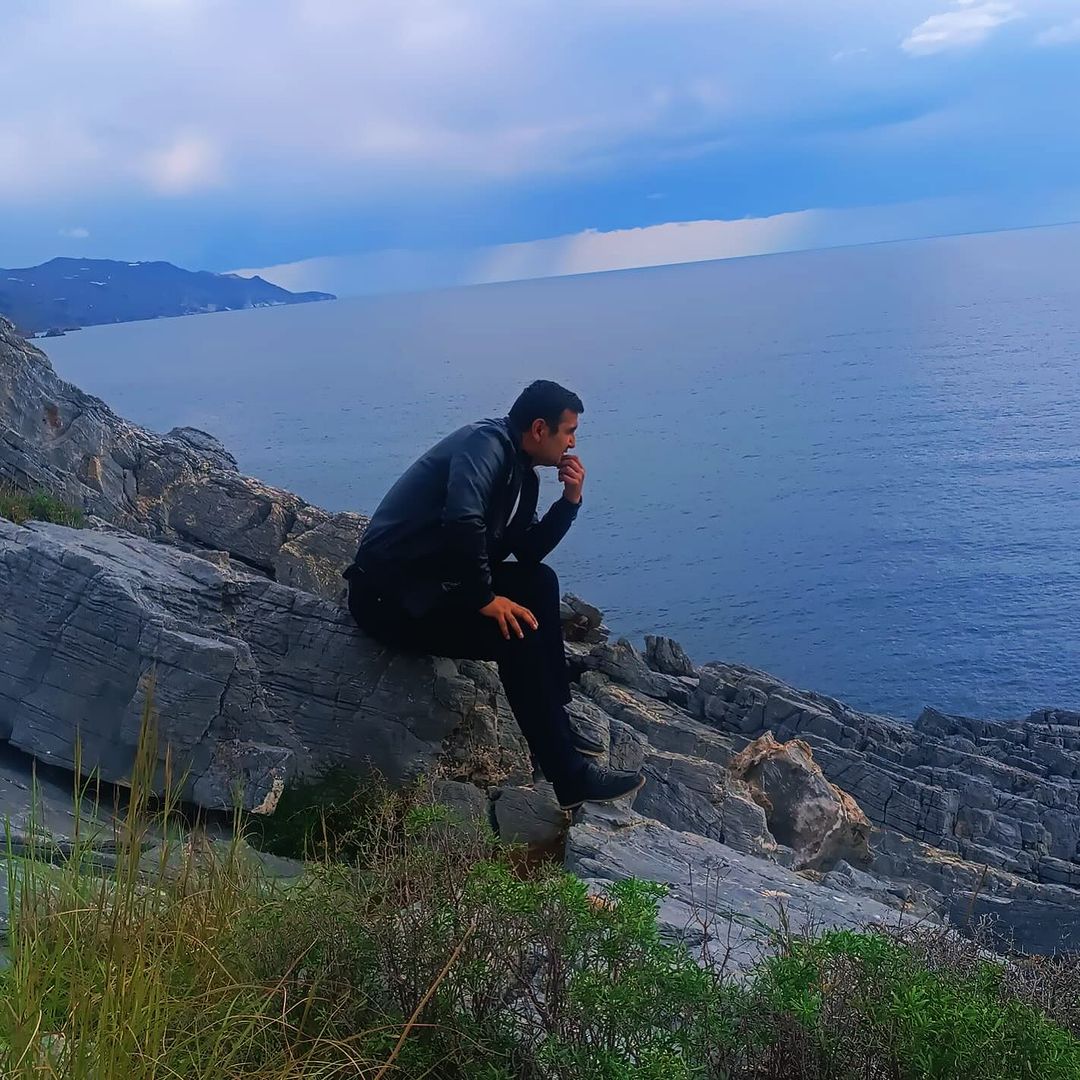 fayzbek_singer в LOOKY — Hayollar og’ushida. Dunyoni tashvishlarini unutib Tinchlik x
