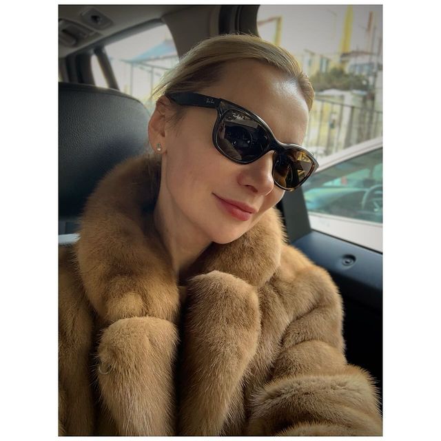 vakakvakka в LOOKY. #mobwife,#vintagestyle,#vintagefurcoat,#vintagefur,#russianwinter,#vakakvakka. Самая модная шубка -...
