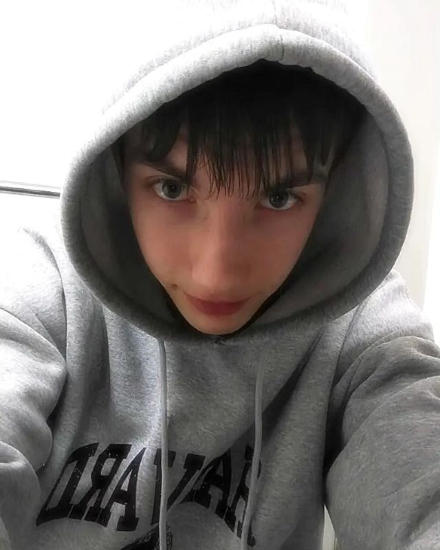 troffin05 в LOOKY. . Wtf?😶‍🌫️