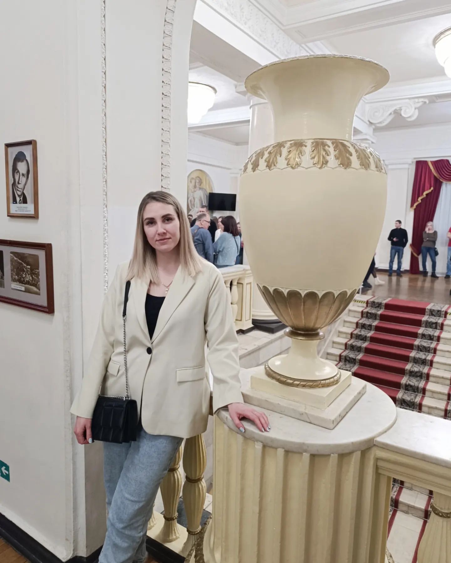 __irina__petrova___ в LOOKY. . null