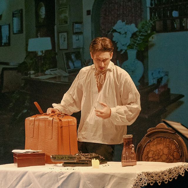 adkozlovskiy в LOOKY. . Чехов. Жёны артистов...