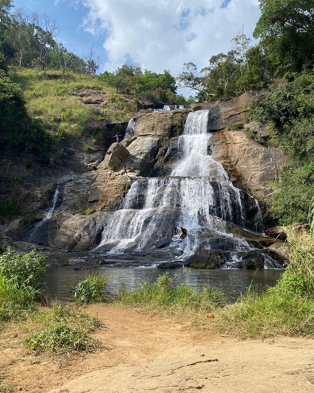 svetlana_devina в LOOKY. . Diyaluma Falls, Sri ...