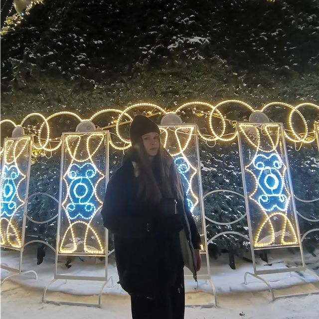 anaparrk в LOOKY. #liketime,#life,#instalike,#instagram,#instagood,#instafollow,#reelskarofeelkaro,#reelstrending,#instagramreels,#reelsfeelit,#вз,#взлайки,#взподписка,#лайк,#1,#2,#3,#4,#04년생,#fuf,#follwforfollow,#insta. 🎄🎉
.
.
.
#liketime...