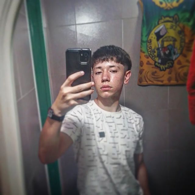 Ares в LOOKY. . null