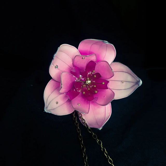 Омут в LOOKY. #craft,#crafts,#flowers,#vitrail. #craft #crafts #flow...