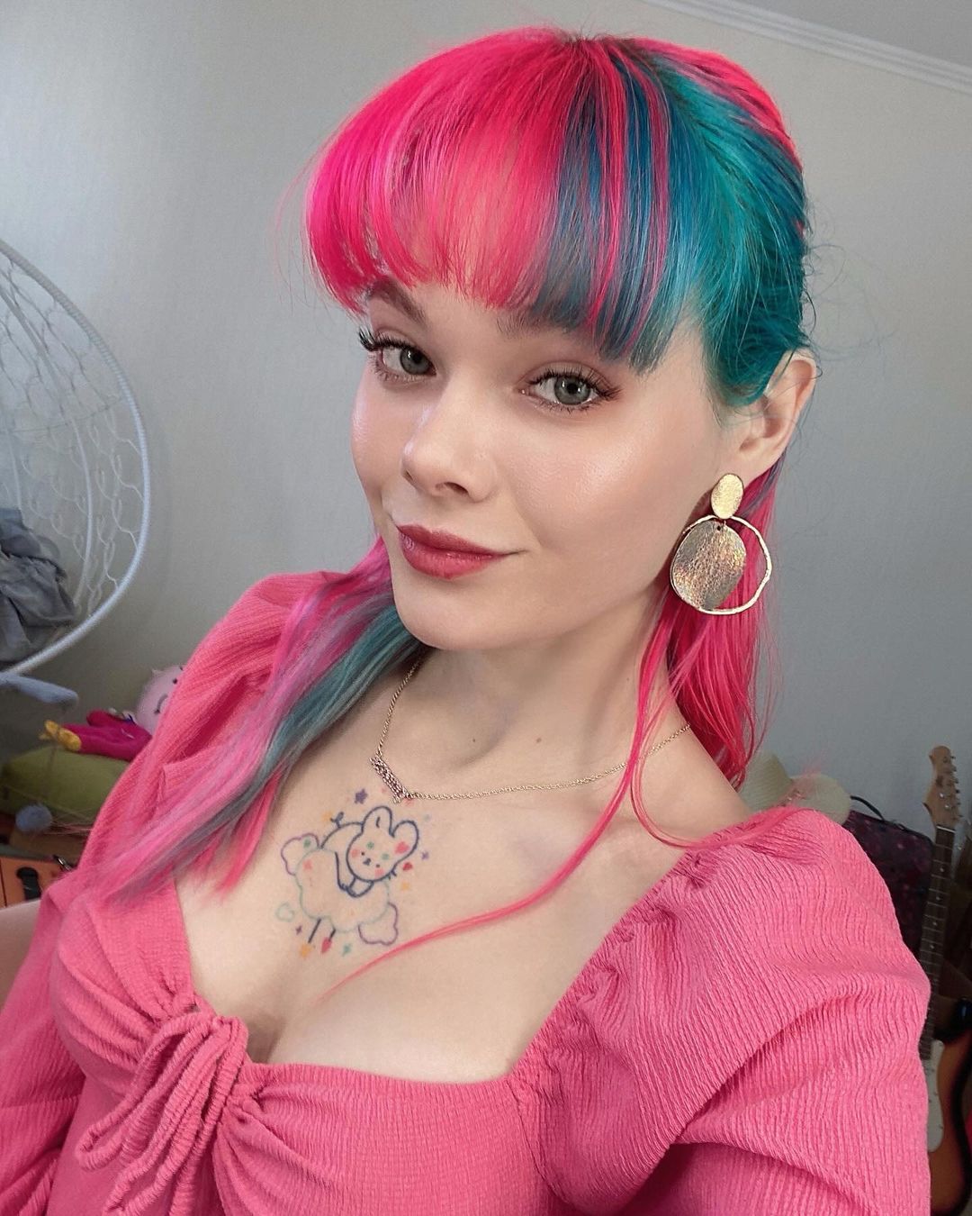 charlotte_universe в LOOKY — публикация