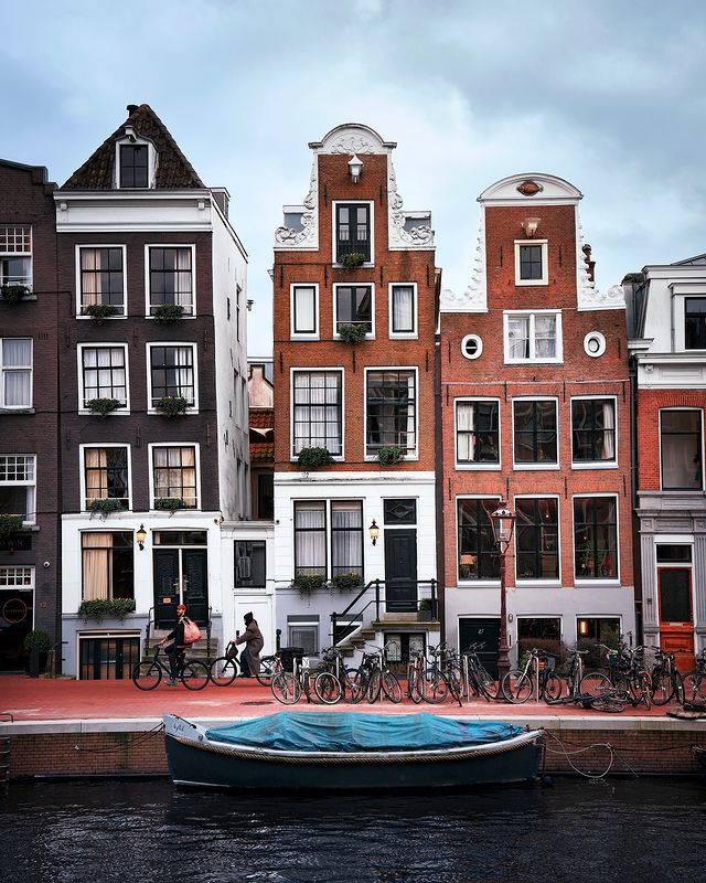 pasharocket в LOOKY. #amsterdam🇳🇱,#netherlands,#amsterdam_streets,#amstergram,#amsterdammer,#amsterdamlife,#amsterdamcanals. Someone fall in love...