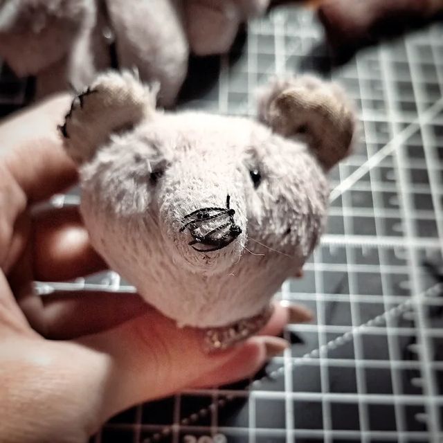 luda_baraholka в LOOKY. #фото_со_стола,#процессы,#тедди,#handmade,#bear,#мишка,#ручная_работа. #фото_со_стола
Будет...