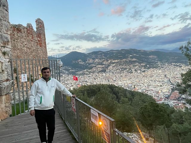 fayzbek_singer в LOOKY. #antalya. #antalya