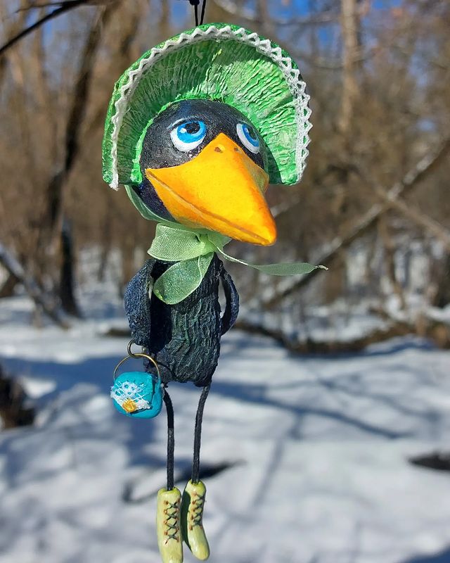 elena170661 в LOOKY. #papiermâché,#papier,#papercraft,#papermache,#liveincolor_handmade,#папьемашеигрушки,#папьемаше,#папье_маше,#вороны,#забавныептички🐤😂,#елочныеигрушкиручнойработы,#выставкикукол,#тишинка,#балкукол. У Саврасова грачи пр...