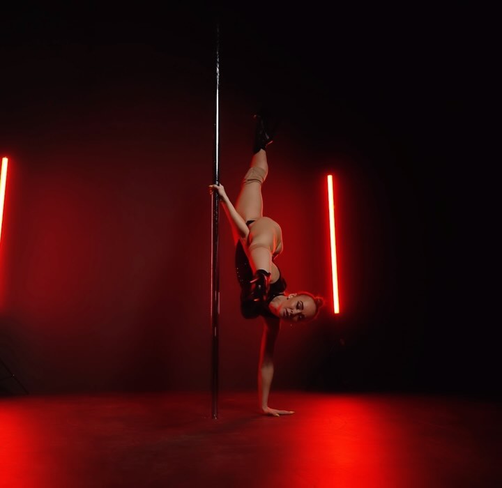 scarlett_o_hara_poledancer в LOOKY. #poledance,#poleexoticdance,#exoticpoledancer,#exotichard,#exotictricks,#exoticflow,#poletrick,#poletricks,#polevideo,#polefitness,#polelove. Пока я на затяжном б...