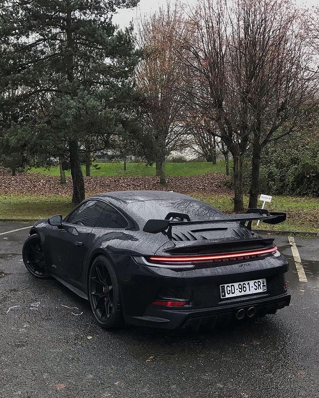 Аслиддин Атабеквич Тайиров в LOOKY. . 911 GT3 rs❤️