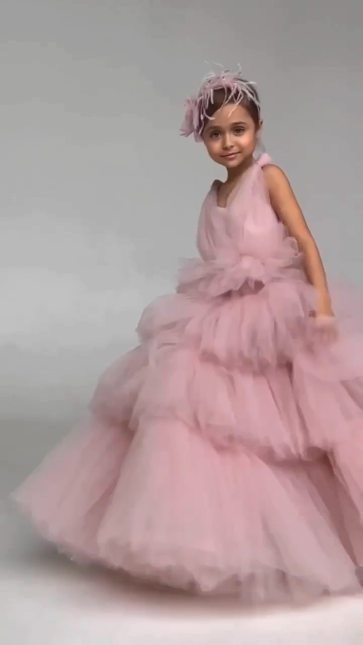 prokatplatev_krd_kids в LOOKY. . null