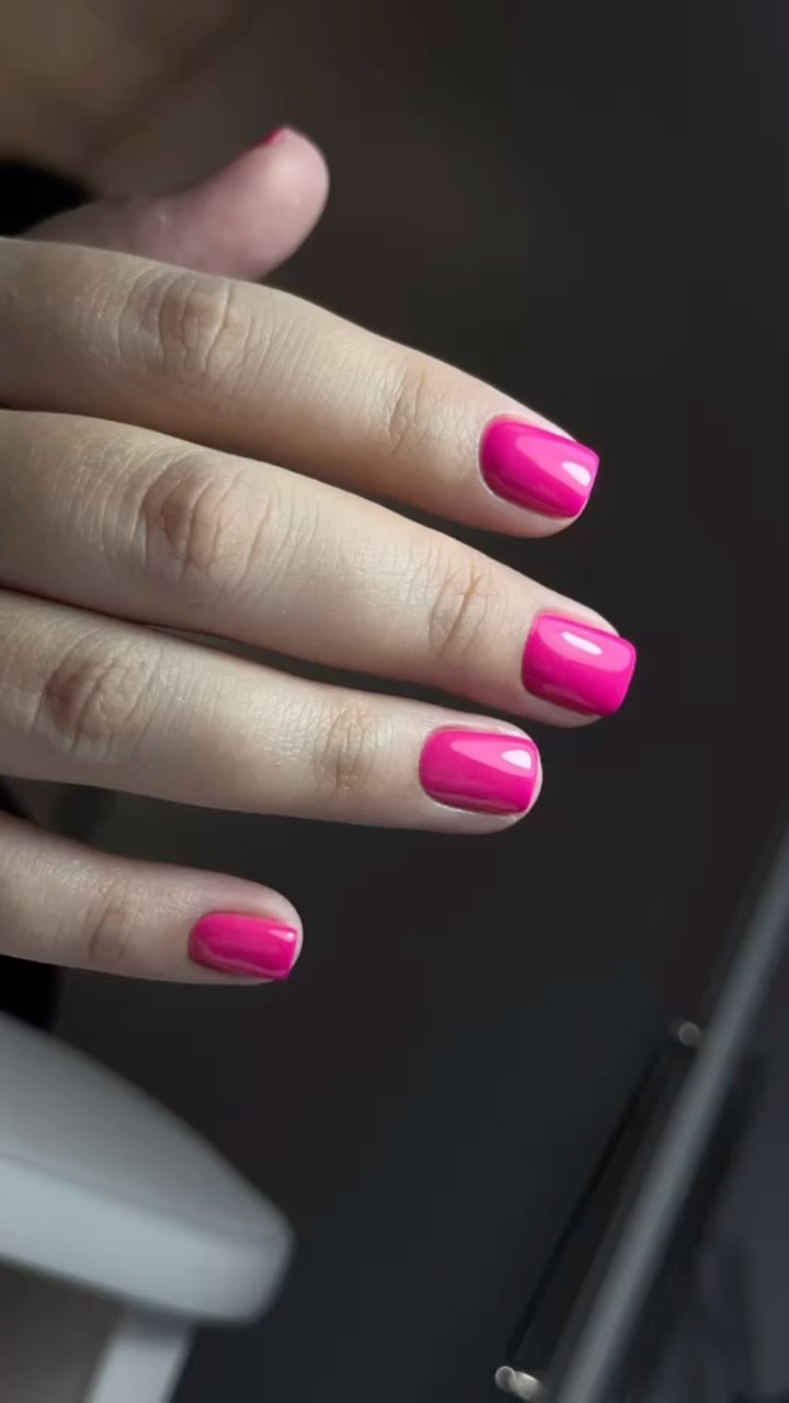 si_nails_ykt in LOOKY. #маникюр,#маникюрякутск,#гельлак,#наращиваниеногтей,#якутск,#аппаратныйманикюр,#педикюр,#педикюрякутск,#шеллак,#si_эльвира. Маникюр — это безгра...