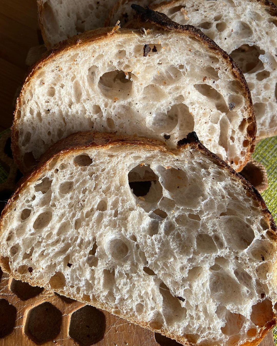 housebread45 в LOOKY — Чувствуете? В воздухе появились прозрачные нотки высокого го