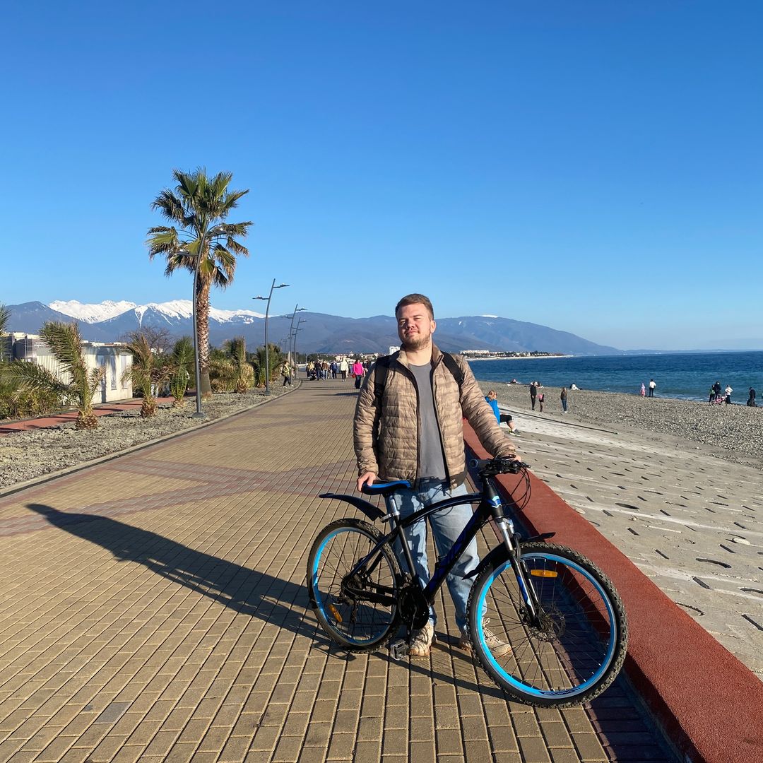 victorlonsky в LOOKY. . 🚲 🏔️ 🌊