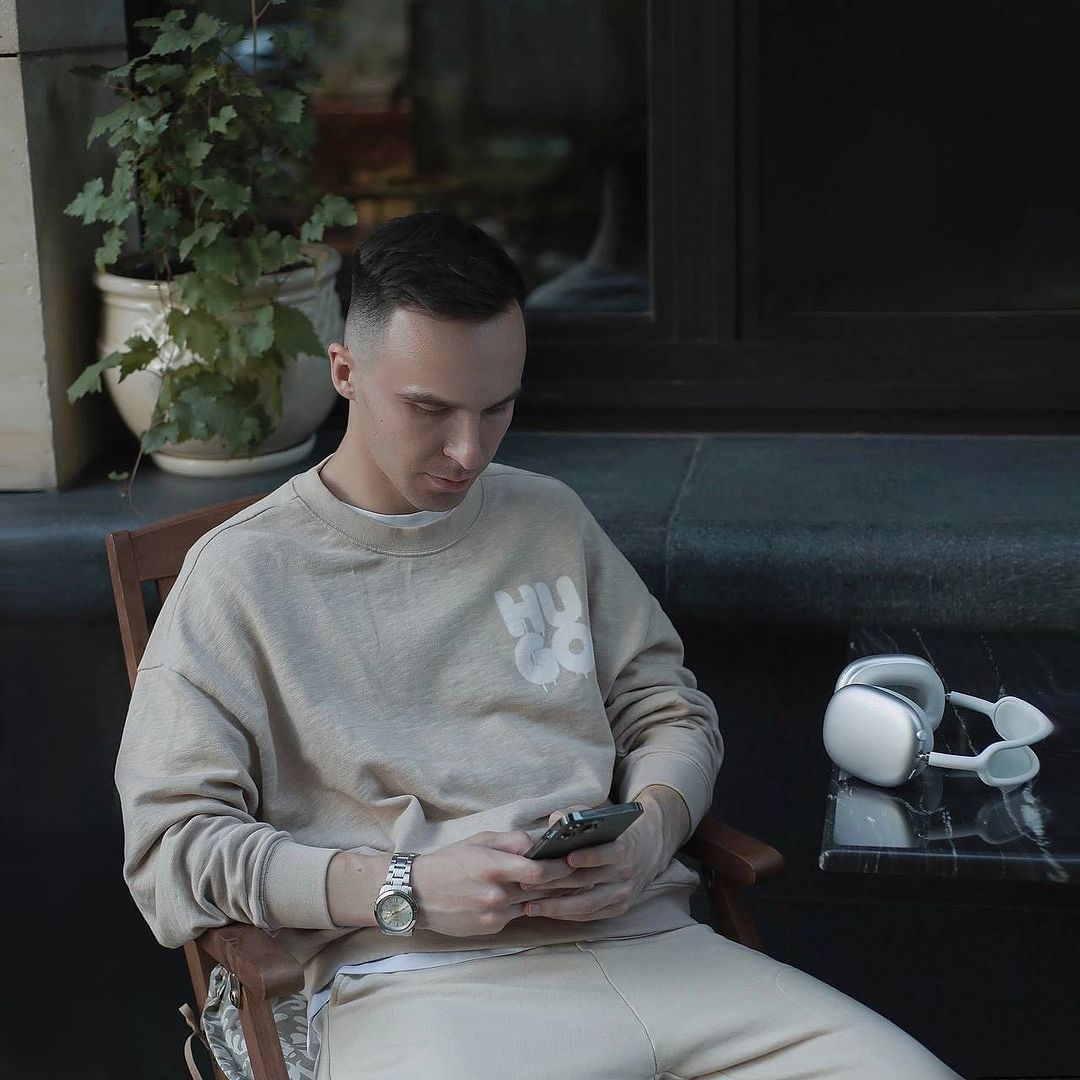 folon_store в LOOKY — История нашего руководителя:

Сегодня мы хотим поделиться те