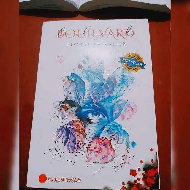 gab_ysegovia в LOOKY. . 📖Boulevard
-La extr...