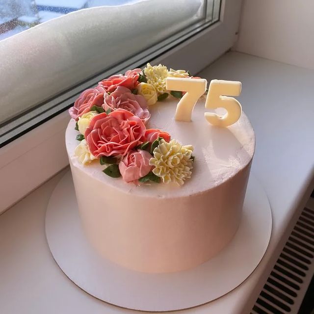 nstarostina_cake в LOOKY. . 🌸медовик 🌸