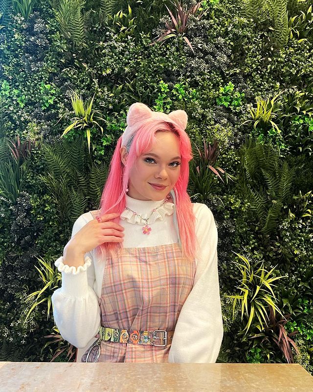 charlotte_universe в LOOKY. . null