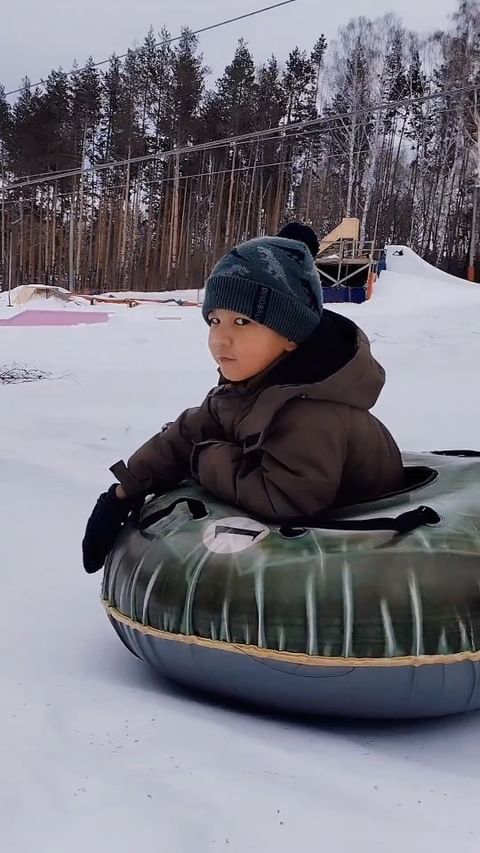 yazgul_suinbaeva в LOOKY. . Пятница 🥰
